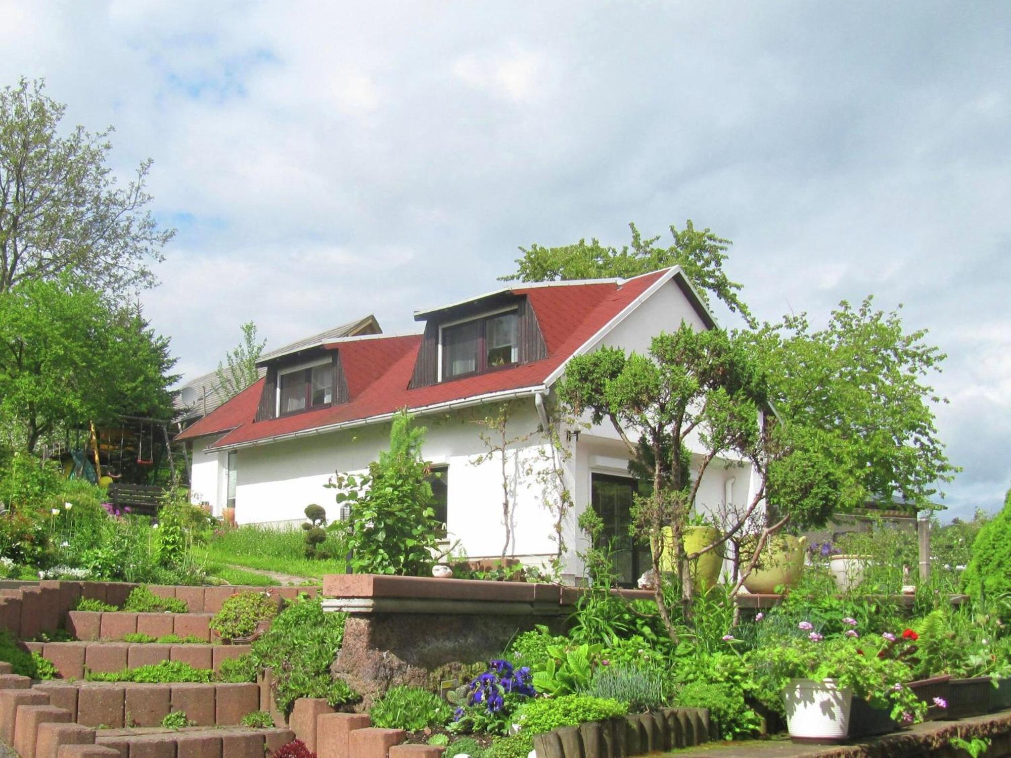 Holiday home near the Rennsteig in the Thuringian Forest with garden&terrace Emsetal Exterior foto