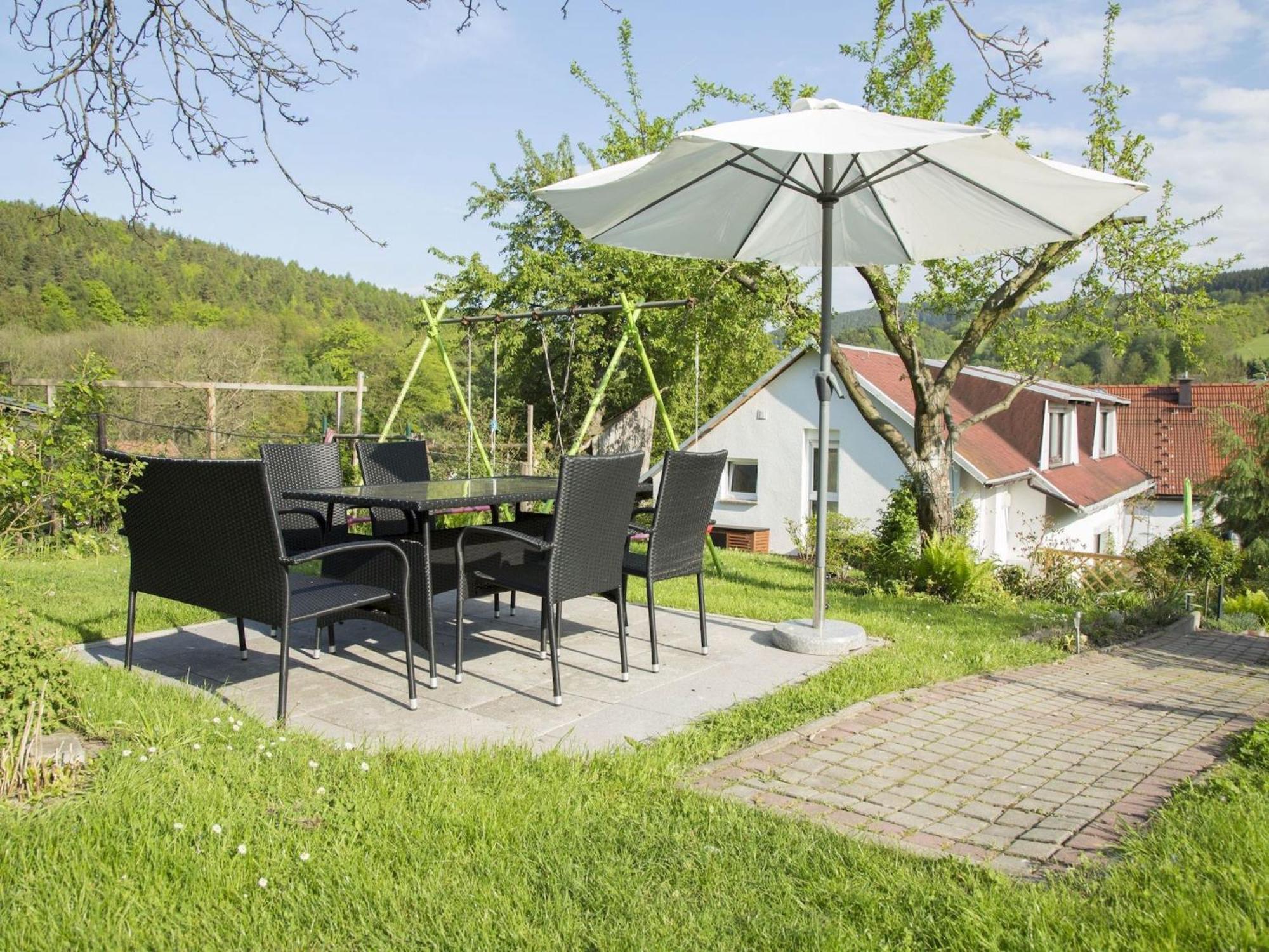 Holiday home near the Rennsteig in the Thuringian Forest with garden&terrace Emsetal Exterior foto